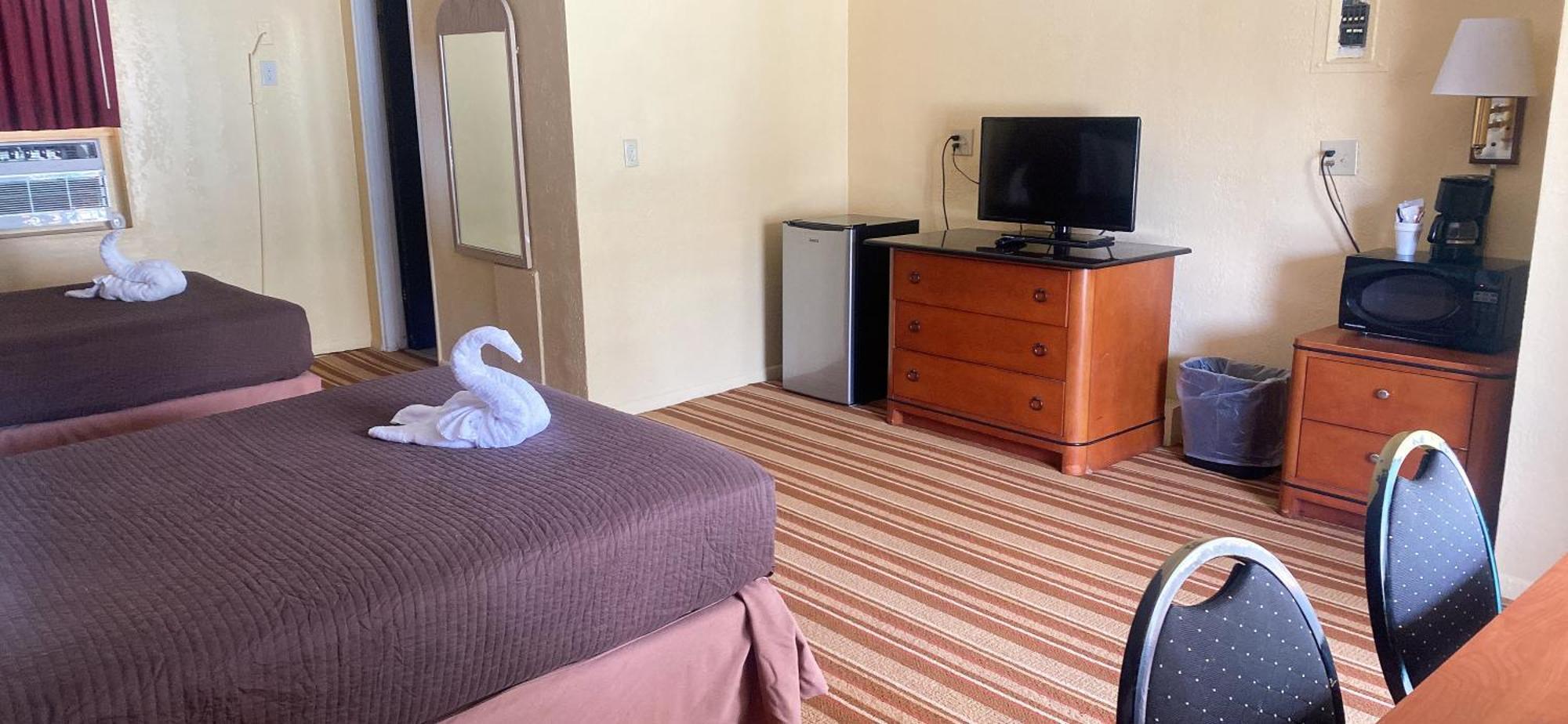 Royal Palace And Myrtle Ocean Blvd 2*